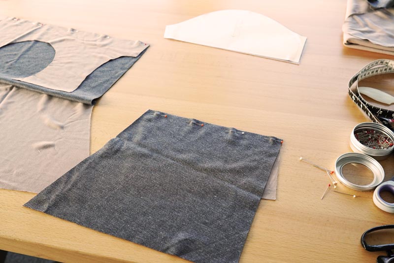 Jak ušít mikinové šaty (mikinu) - kompletace členěných dílů (levý rukáv)