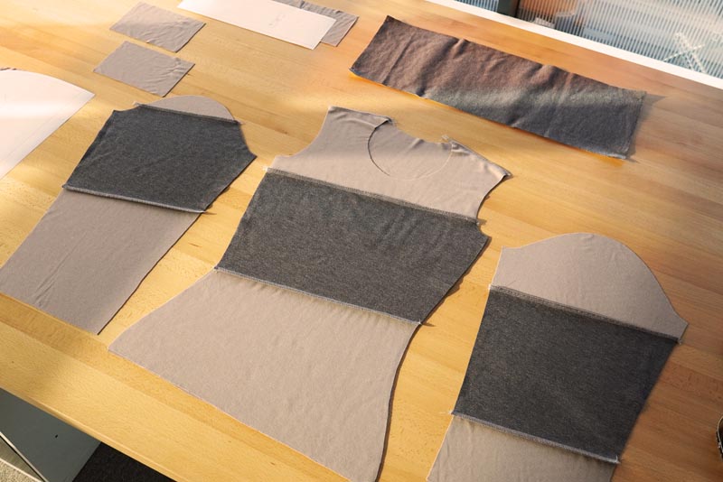 Jak ušít prodlouženou dámskou mikinu - ramenní švy