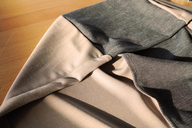 Jak ušít prodlouženou dámskou mikinu - šití kapuce, koncová záložka