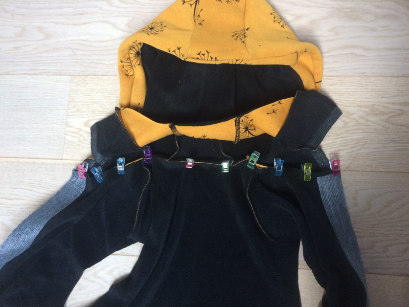 Dámská mikina (střih a návod na šití)