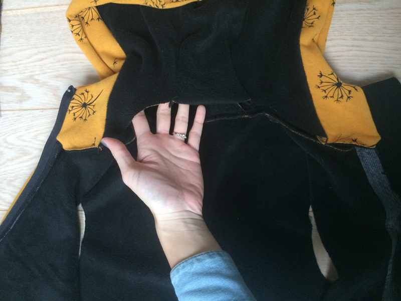 Jak ušít mikinu s kapucí