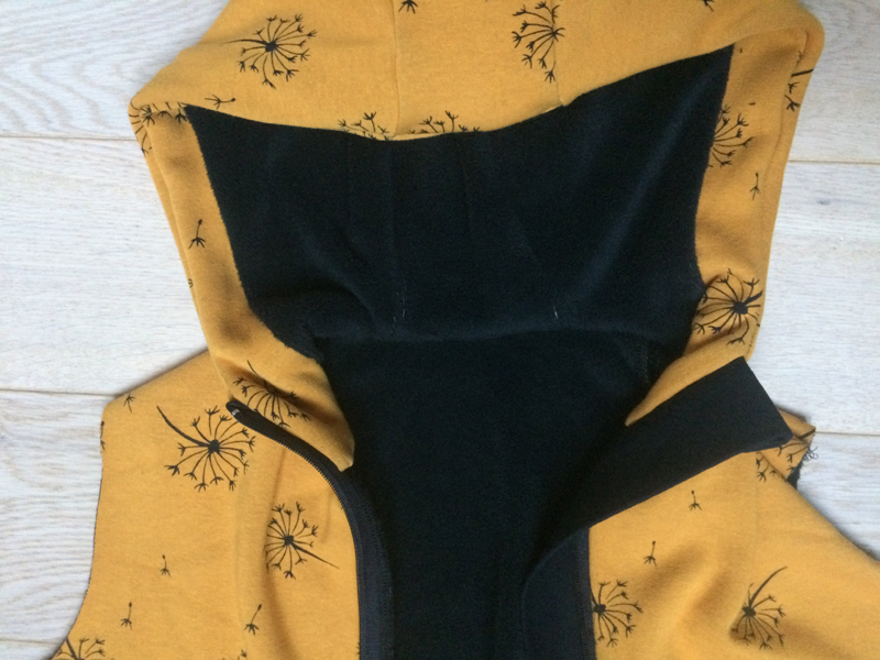 Jak ušít mikinu s kapucí