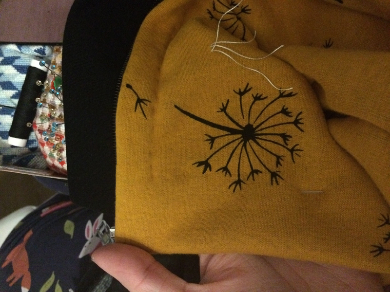 Jak ušít mikinu s kapucí