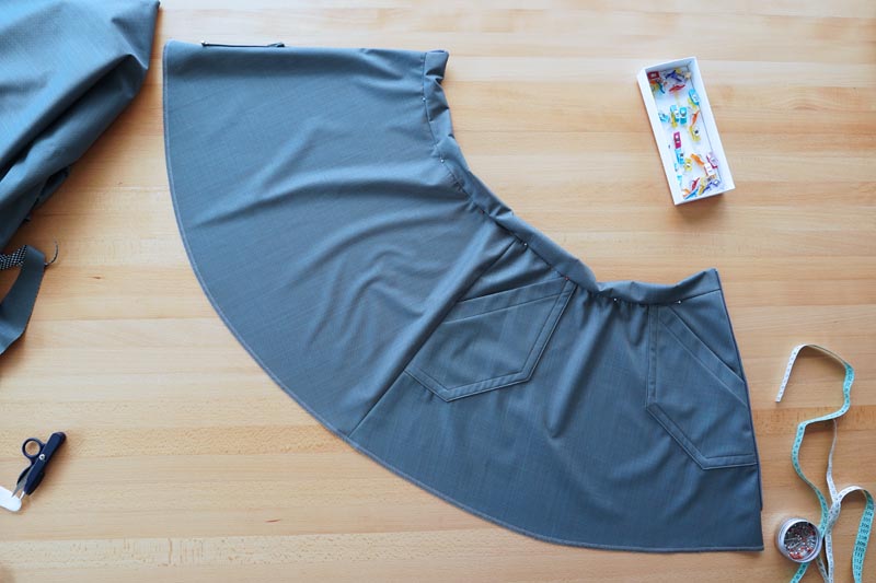 Návod jak ušít dámskou zimní sukni - vypracování pásku sukně