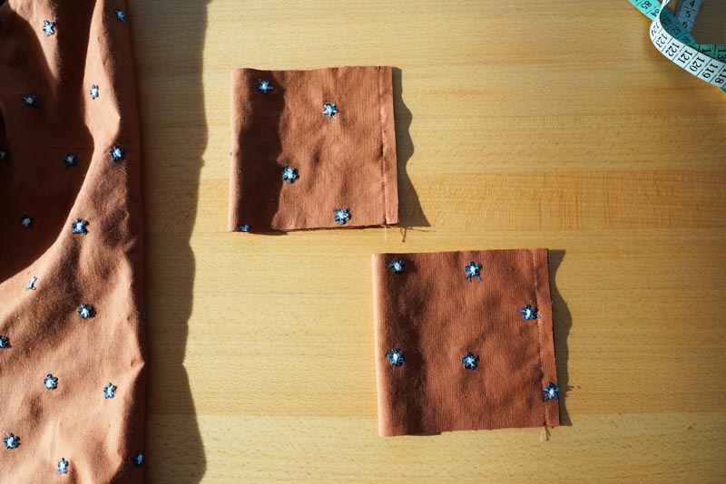 Jak ušít dámské zavinovací šaty - manžety rukávů