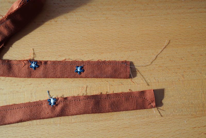 Jak ušít dámské zavinovací šaty - pásek/vázačka