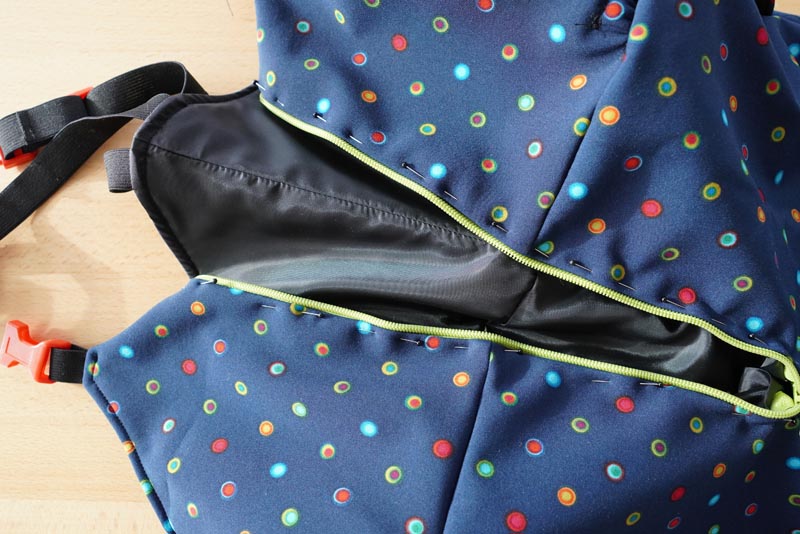 Střih a návod jak ušít dětské oteplováky - zip