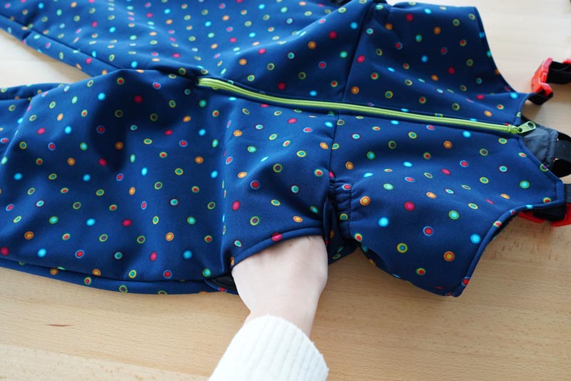 Střih a návod jak ušít dětské oteplováky (lyžařské kalhoty)