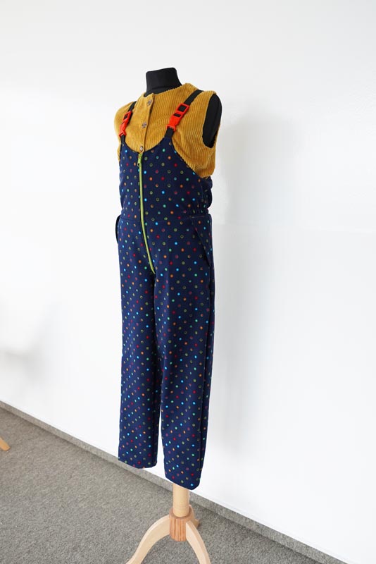 Střih a návod jak ušít dětské oteplováky (lyžařské kalhoty)