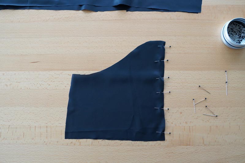 Střih a návod jak ušít dětské oteplováky - podšívka, vrchní díl, zadní