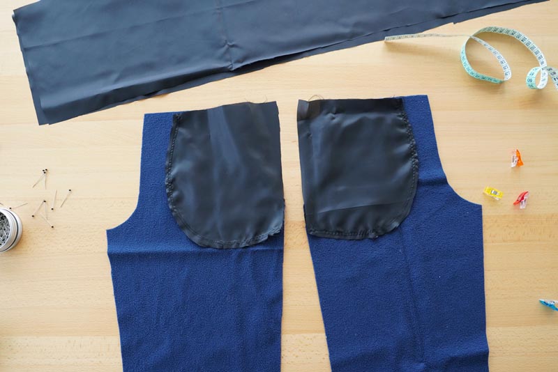Střih a návod jak ušít dětské oteplováky - kapsy