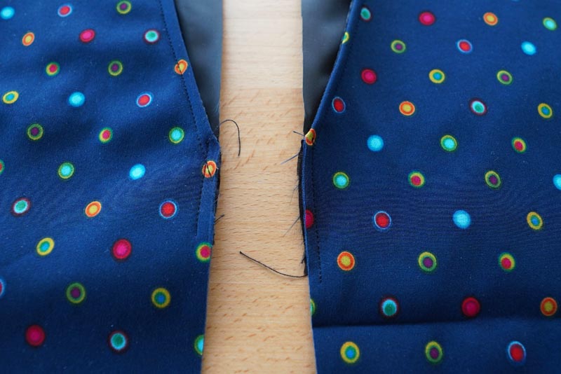 Střih a návod jak ušít dětské oteplováky - kapsy