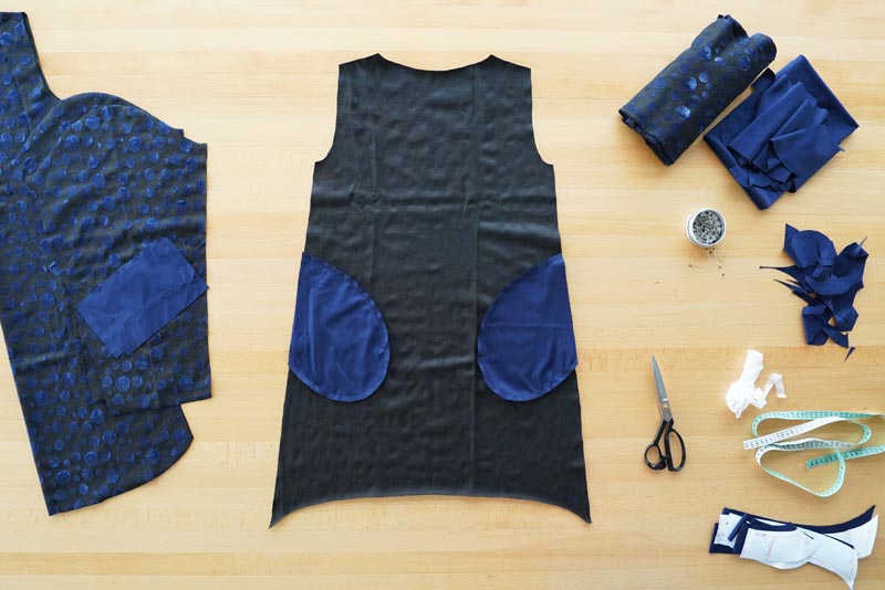 Návod a střih na jednoduché volnější podzimní / zimní šaty - šití kapsy