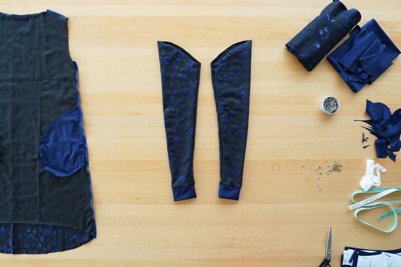 Návod a střih na jednoduché volnější podzimní / zimní šaty - rukávy