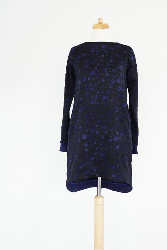 Návod a střih na jednoduché volnější podzimní / zimní šaty