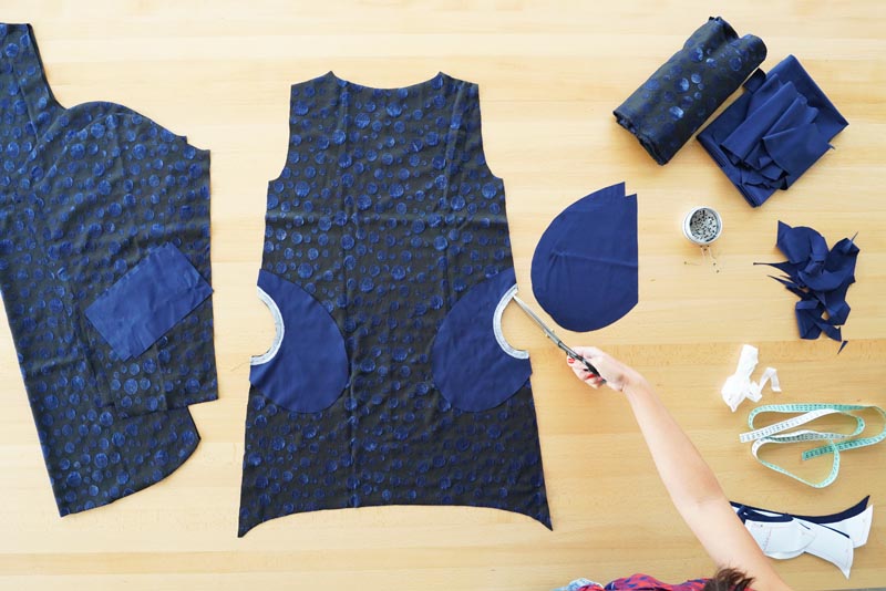 Návod a střih na jednoduché volnější podzimní / zimní šaty - šití kapsy