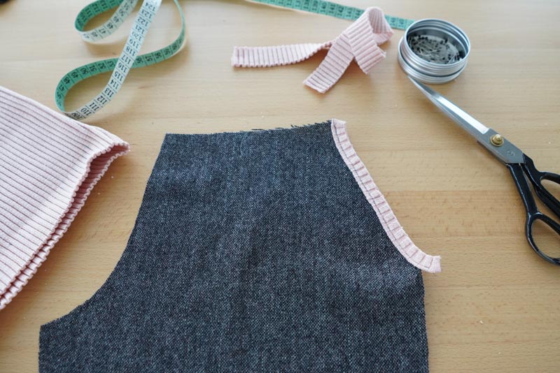 Jak ušít klínovou kapsu s ozdobnou paspulkou nebo kontrastním lemem