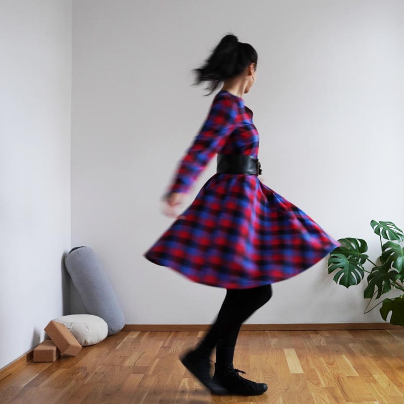 Střih na dámské košilové šaty