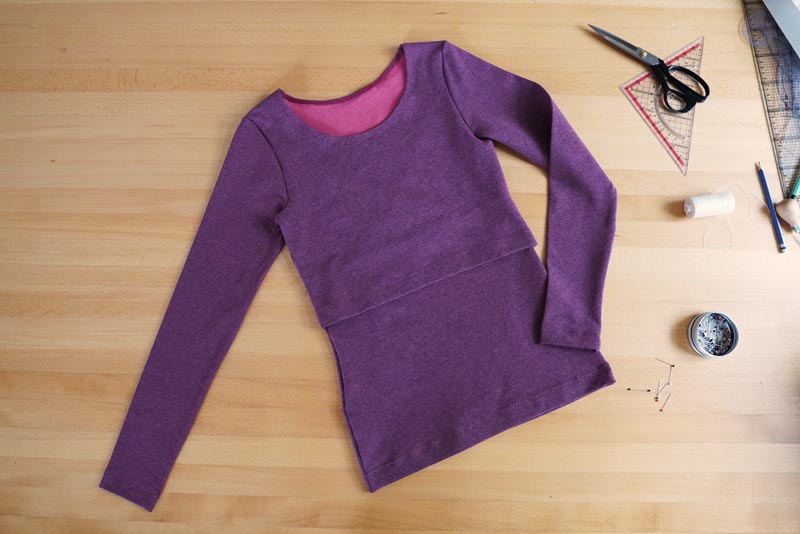 Jak ušít kojící tričko (střih a návod zdarma)