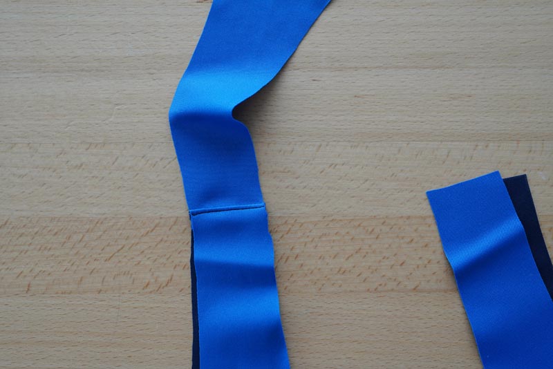 Jak ušít jednoduchý sportovní podprsenkový top