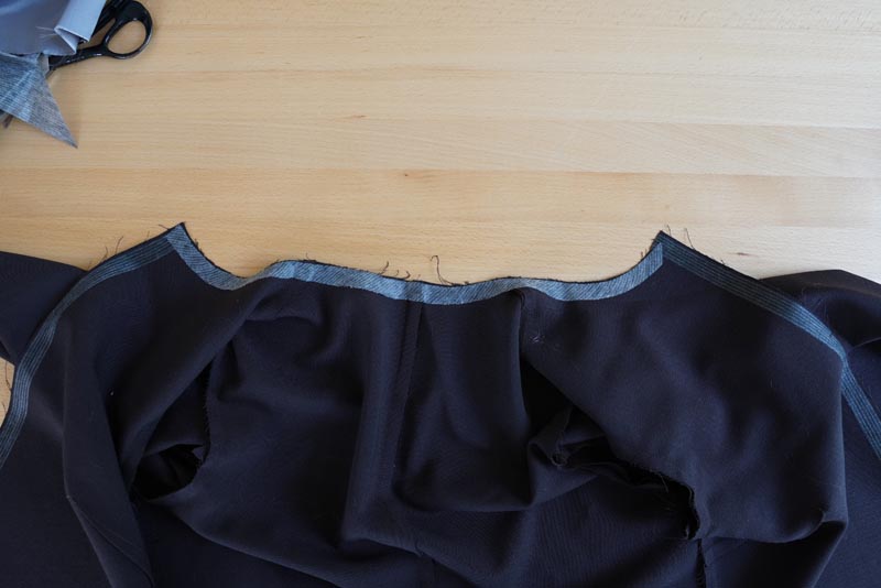 Jak ušít dámské sako s podšívkou - podžehlení