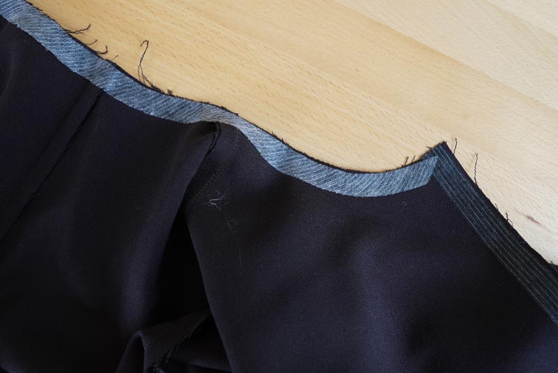 Jak ušít dámské sako s podšívkou - podžehlení