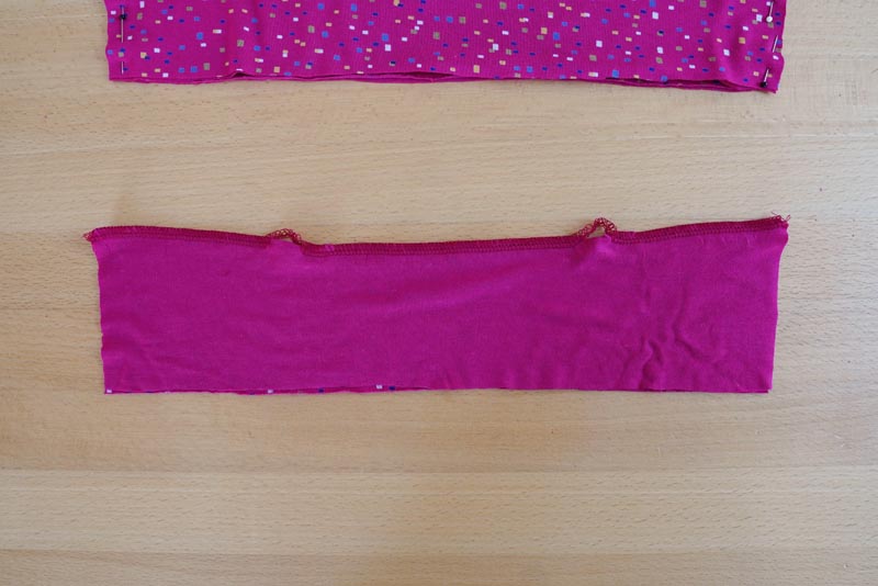 Jak ušít jednoduchý dámský podprsenkový crop top (lambádu) - zadní díly