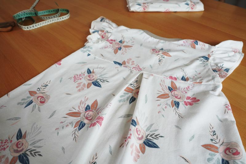 Střih a návod jak ušít jednoduchou dětskou tuniku / halenku