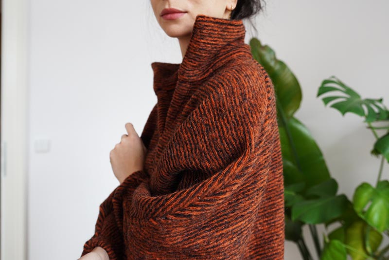 Střih a návod jak ušít dámské teplé pončo