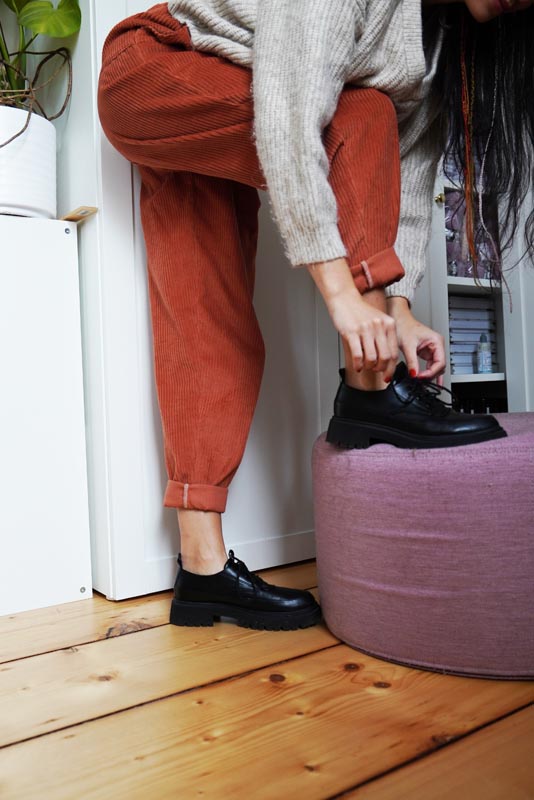 Jak ušít dámské nebo dětské balónové kalhoty se sedlem a pasem do gumy