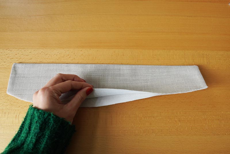 Jak ušít jednoduchou dámskou vrchní košili, podrobný návod na šití krok za krokem zdarma + střih v dámských velikostech 32-60. Límec