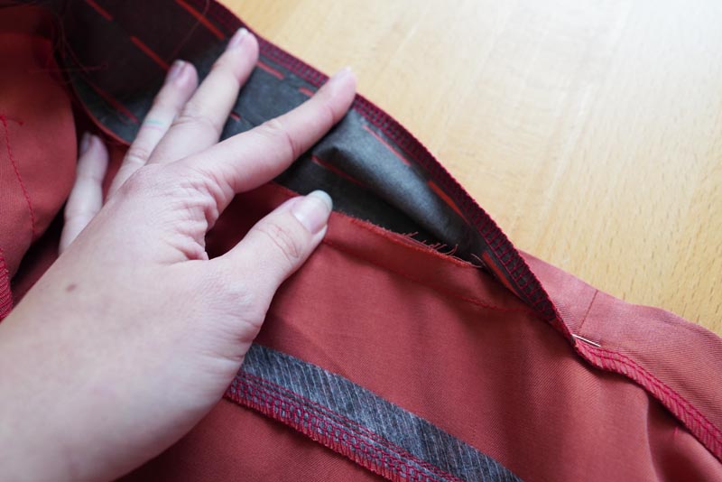 Jak ušít dámské volné kalhoty - pasový límec