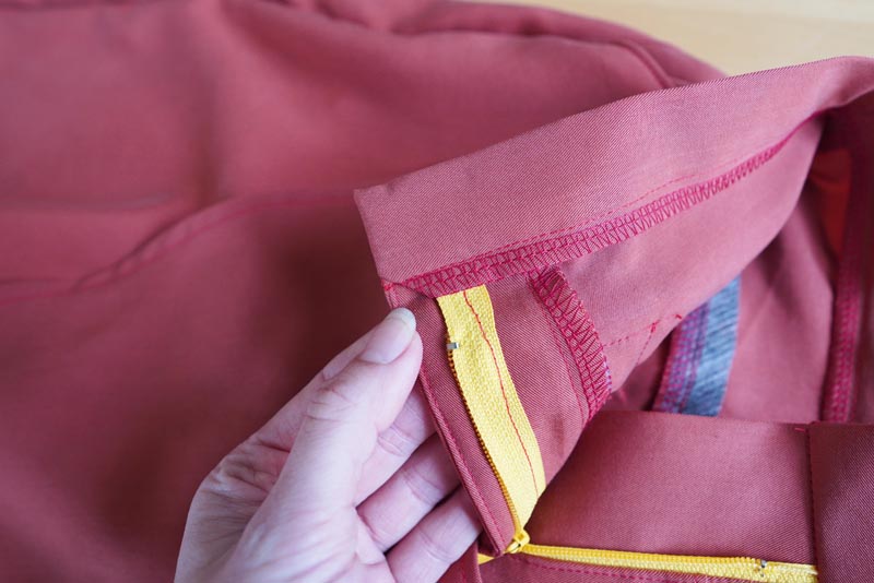 Jak ušít dámské volné kalhoty - pasový límec