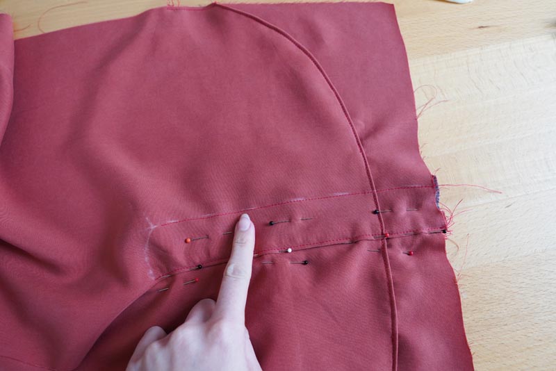 Jak ušít dámské volné kalhoty - rozparek na zip / poklopec