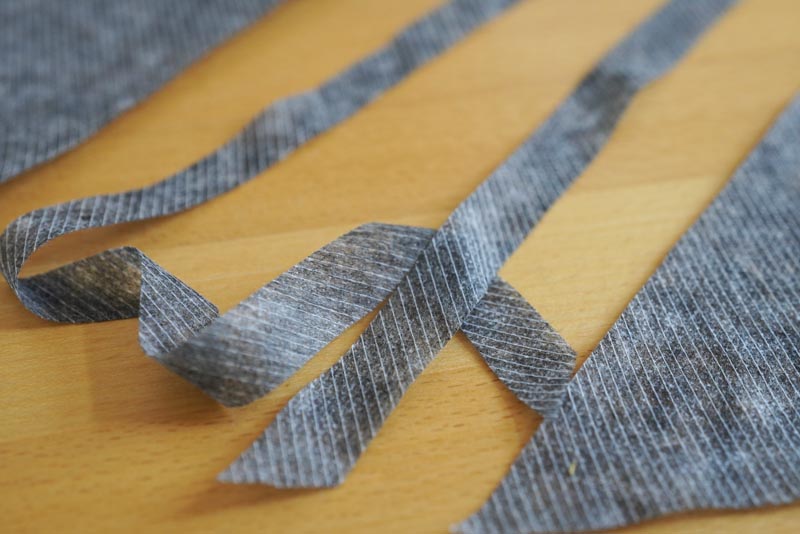 Jak ušít dámské volné kalhoty - výztuhy, vlizelín, pasovka a podžehlení