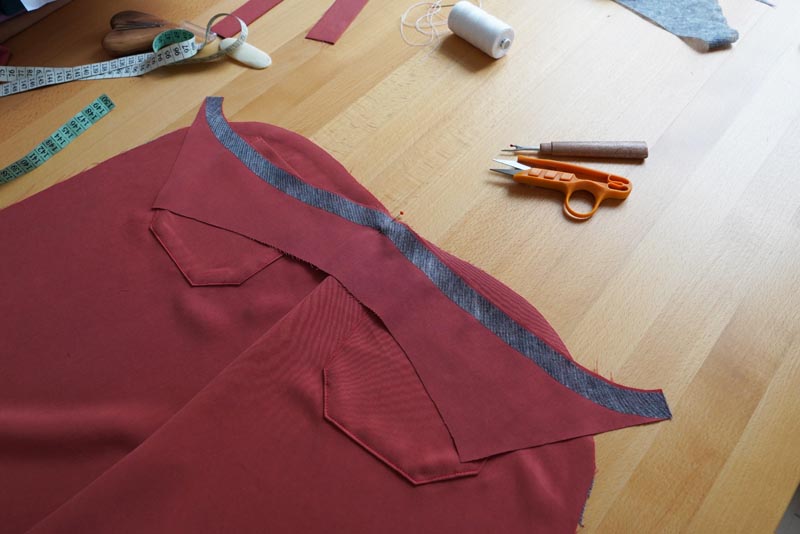 Jak ušít dámské volné kalhoty - zadní sedlo