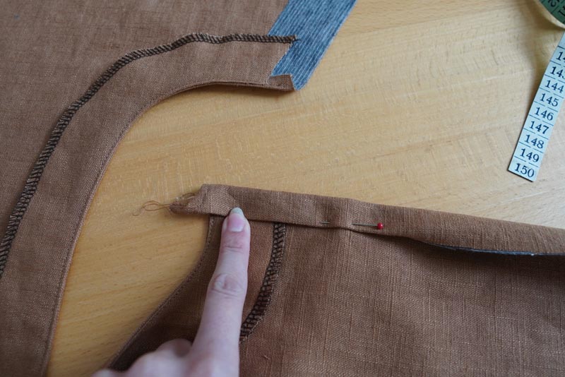 Střih na dámskou variabilní vestu - boční kraje