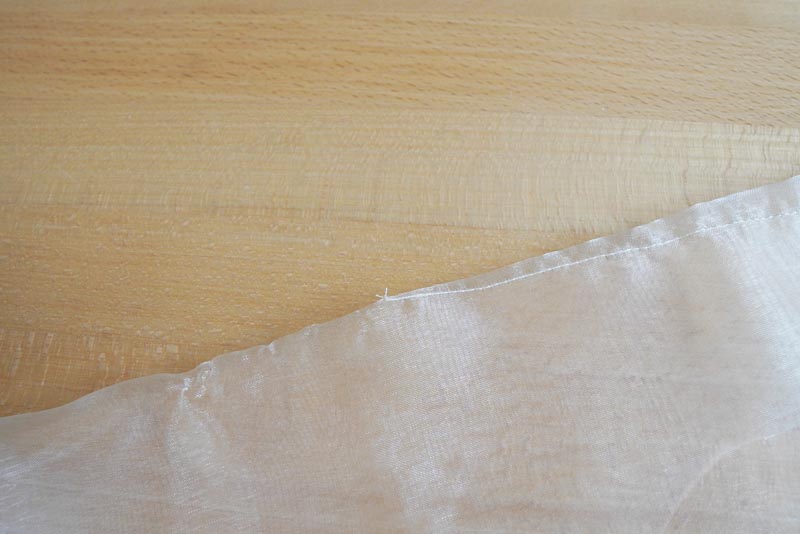 Střih na dámskou košili s klasickým límcem a krátkým rukávem + návod jak ušít košili - prsní záševky