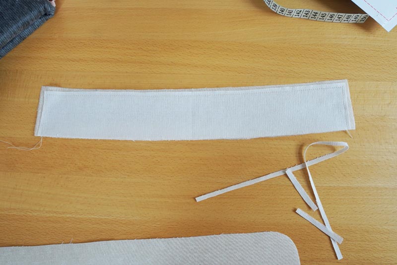 Střih na dámskou košili s klasickým límcem a krátkým rukávem + návod jak ušít košili - límec