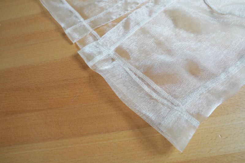 Střih na dámskou košili s klasickým límcem a krátkým rukávem + návod jak ušít košili - lemy