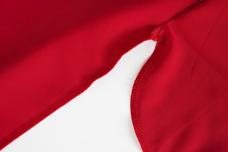 Střih a návod jak ušít dámskou maxi sukni s kapsami a pasem do gumy. Variabilní krycí díly je možné zavazovat a nosit na několik způsobů - střihová příprava - kompletace předního a zadního dílu