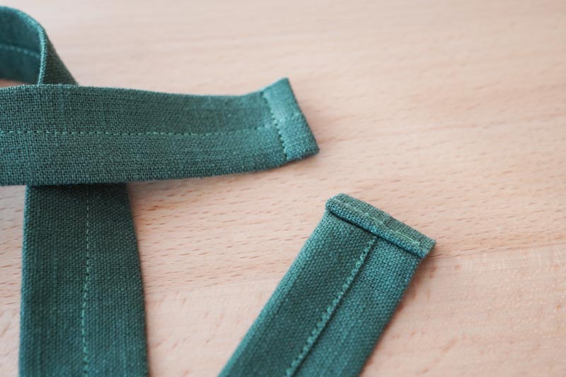 Návod jak ušít dámskou podprsenku - ramínka