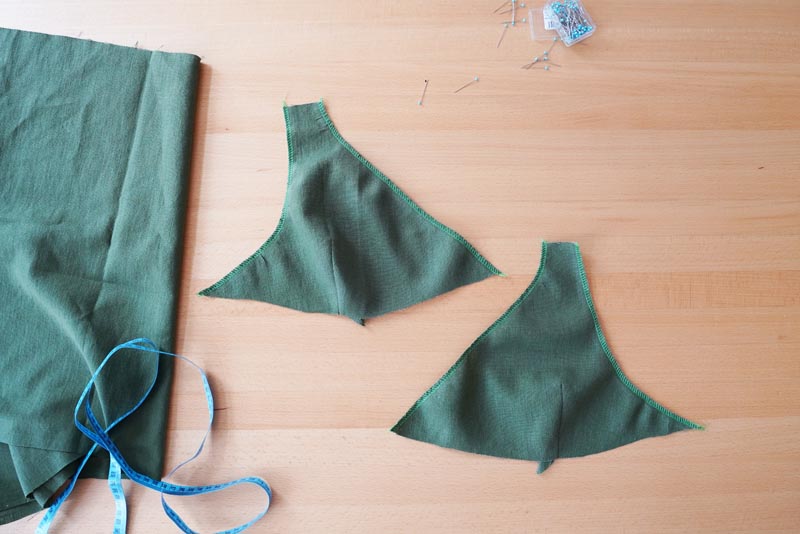 Návod jak ušít dámskou podprsenku - začištění krajů
