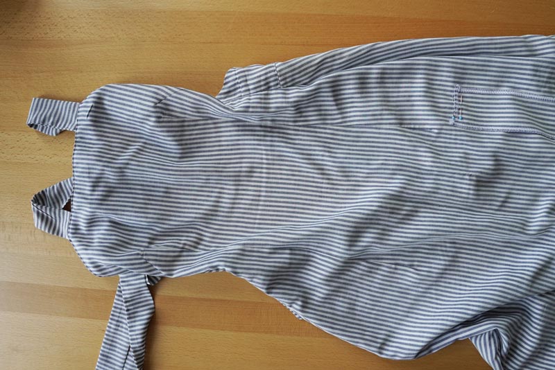 Střih a návod jak ušít dámské dlouhé šaty s rozparkem a širokými ramínky - dlouhý rozparek vepředu