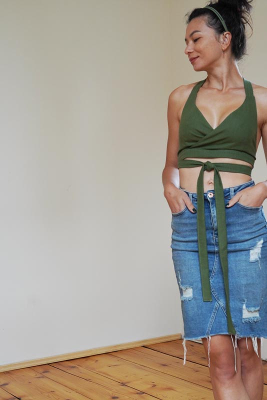 Střih a návod jak ušít dámskou zavinovací podprsenku