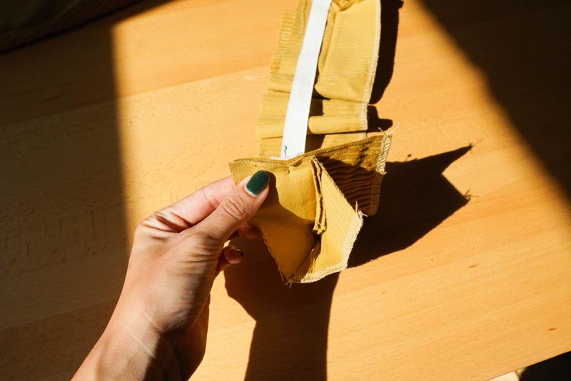 Jak se šije dámská manšestrová sukně (příprava pásku - pasového límce)