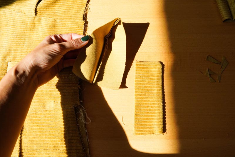 Jak se šije dámská manšestrová sukně (příprava pásku - pasového límce)