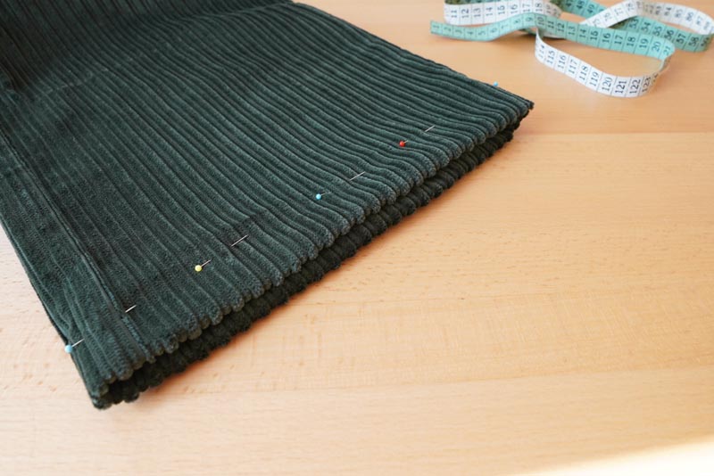 Podrobný návod na šití manšestráků - spodní lem nohavic