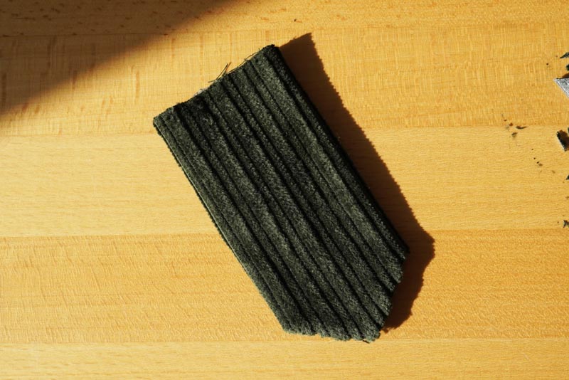 Podrobný návod na šití manšestráků - očka na pásek