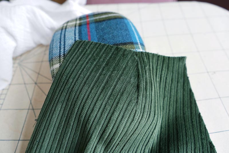 Jak ušít manšestrové kalhoty - pasové záševky